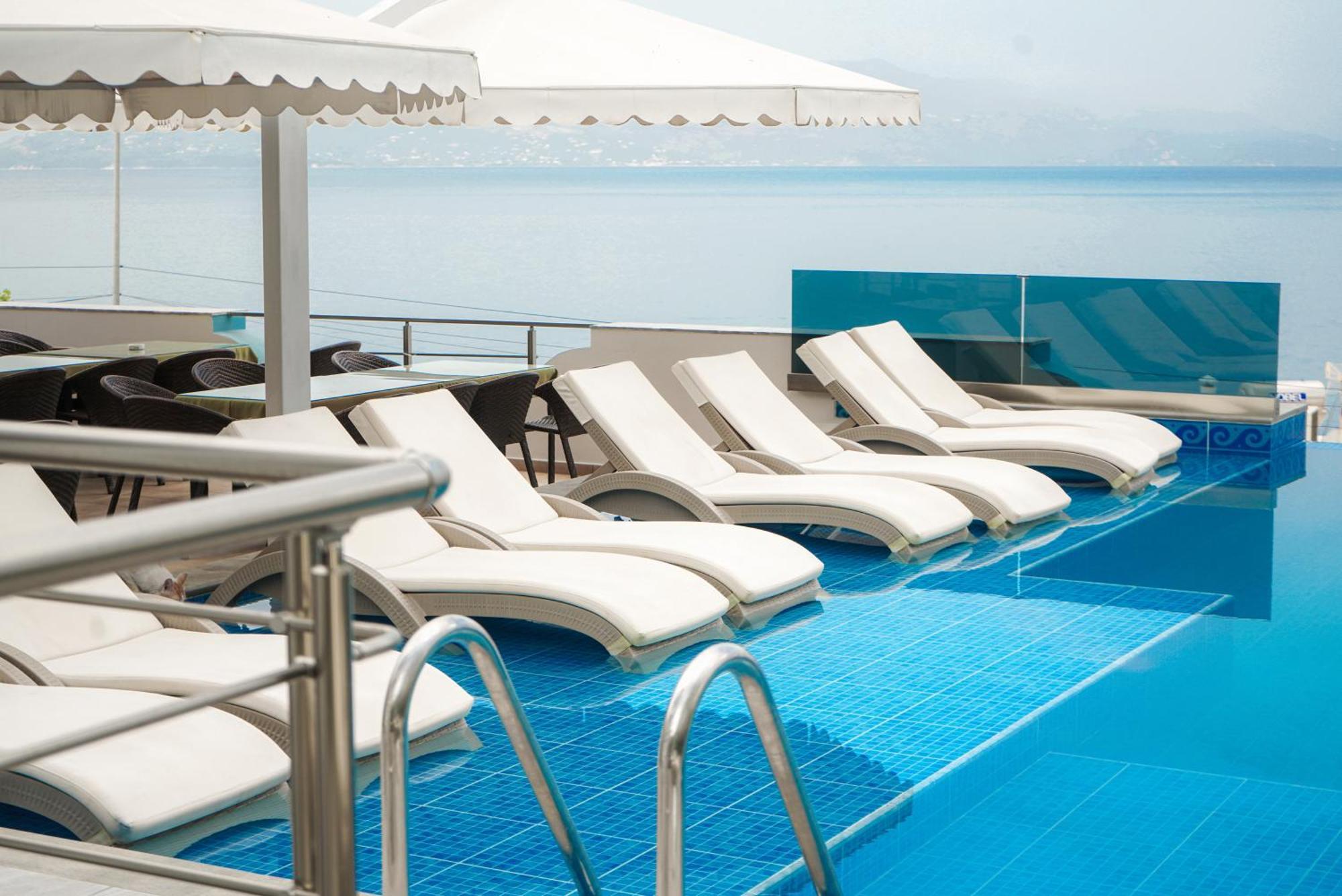 Hotel Serxho Sarande Ngoại thất bức ảnh