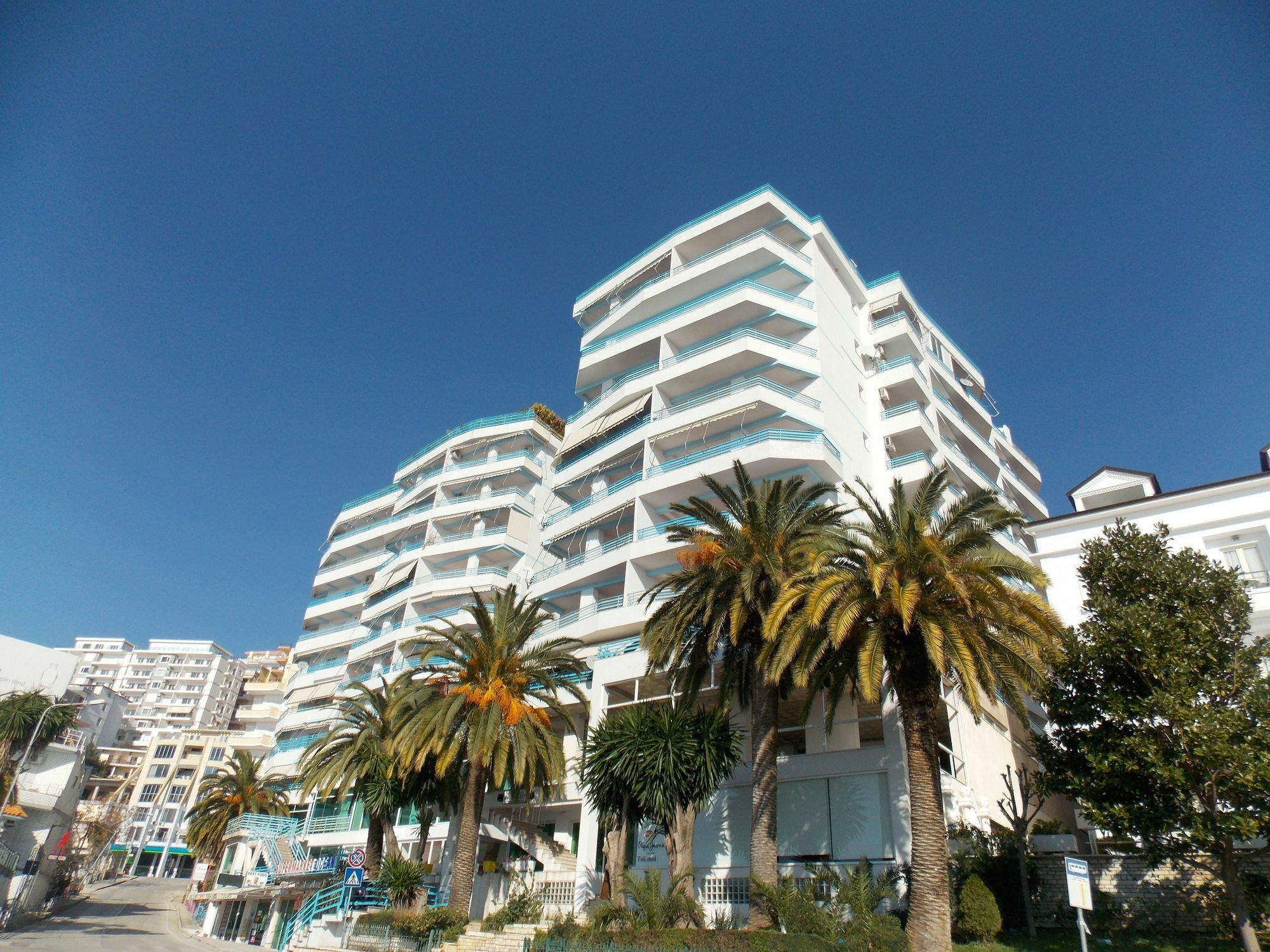 Hotel Serxho Sarande Ngoại thất bức ảnh
